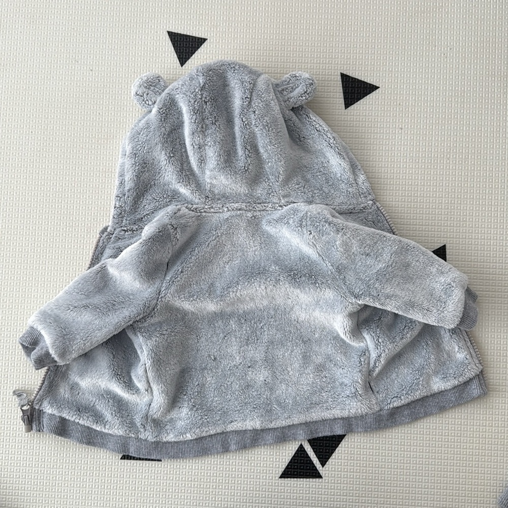 Peek Brand Gray Fleece Baby Outfit with Bear Ears Size 3-6 Months - Picture 5 of 8